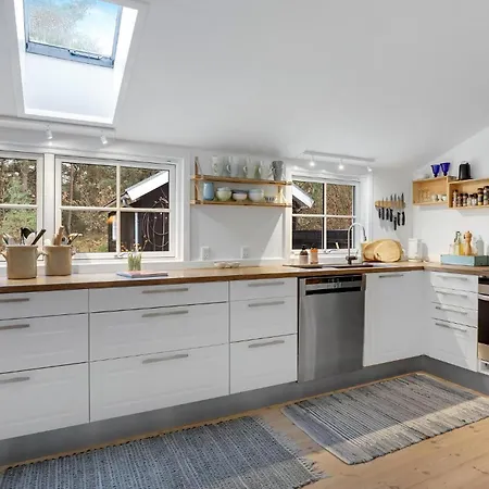 4 Bedroom Stunning In Holiday home *