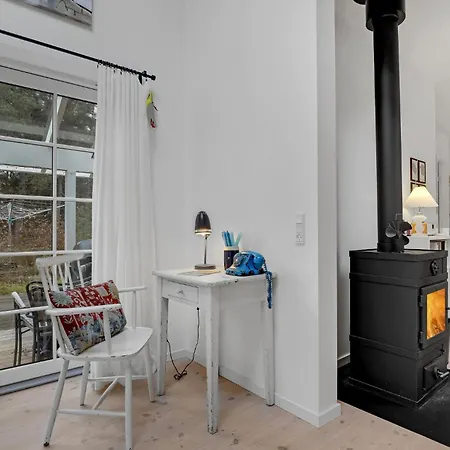 4 Bedroom Stunning In Holiday home Nexo