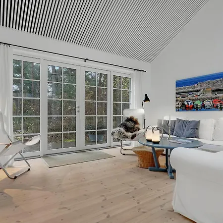 4 Bedroom Stunning In Нексё