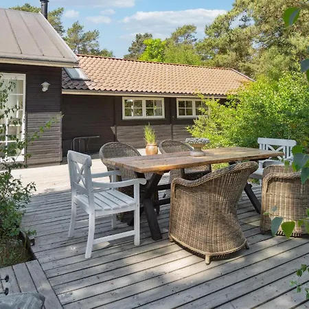 Holiday home 4 Bedroom Stunning In